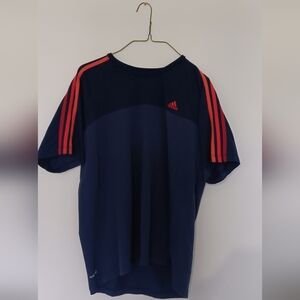 Adidas t shirt